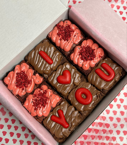 LOVE AT FIRST BITE BOX