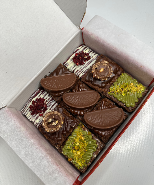 The Festive Brownie Box (Pre-Order)